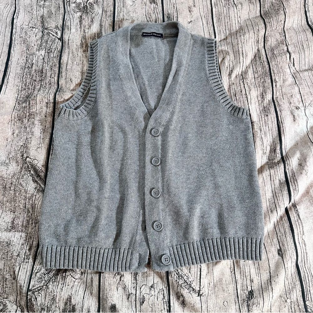 Brandy Melville Light Gray Knit Sweater Vest OS